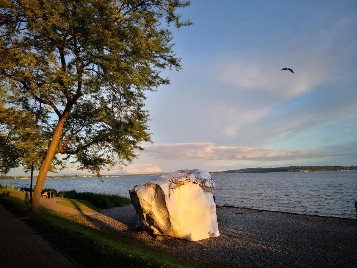 Delovely B&B White Rock Exteriör bild